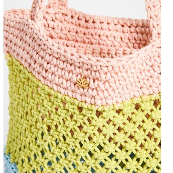 RARE Lele Sadoughi Pastel Colors Crochet Summer Vacation Tote Gold Logo - Picture 5 of 11
